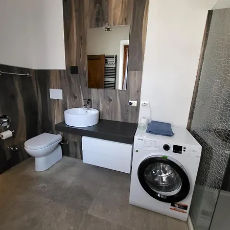 Diego Apartment *