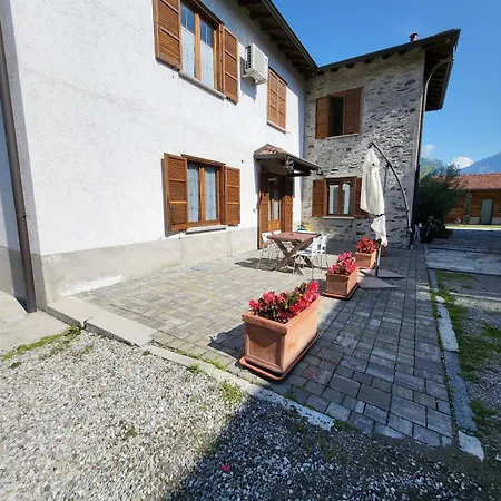 Diego Apartamento Colico